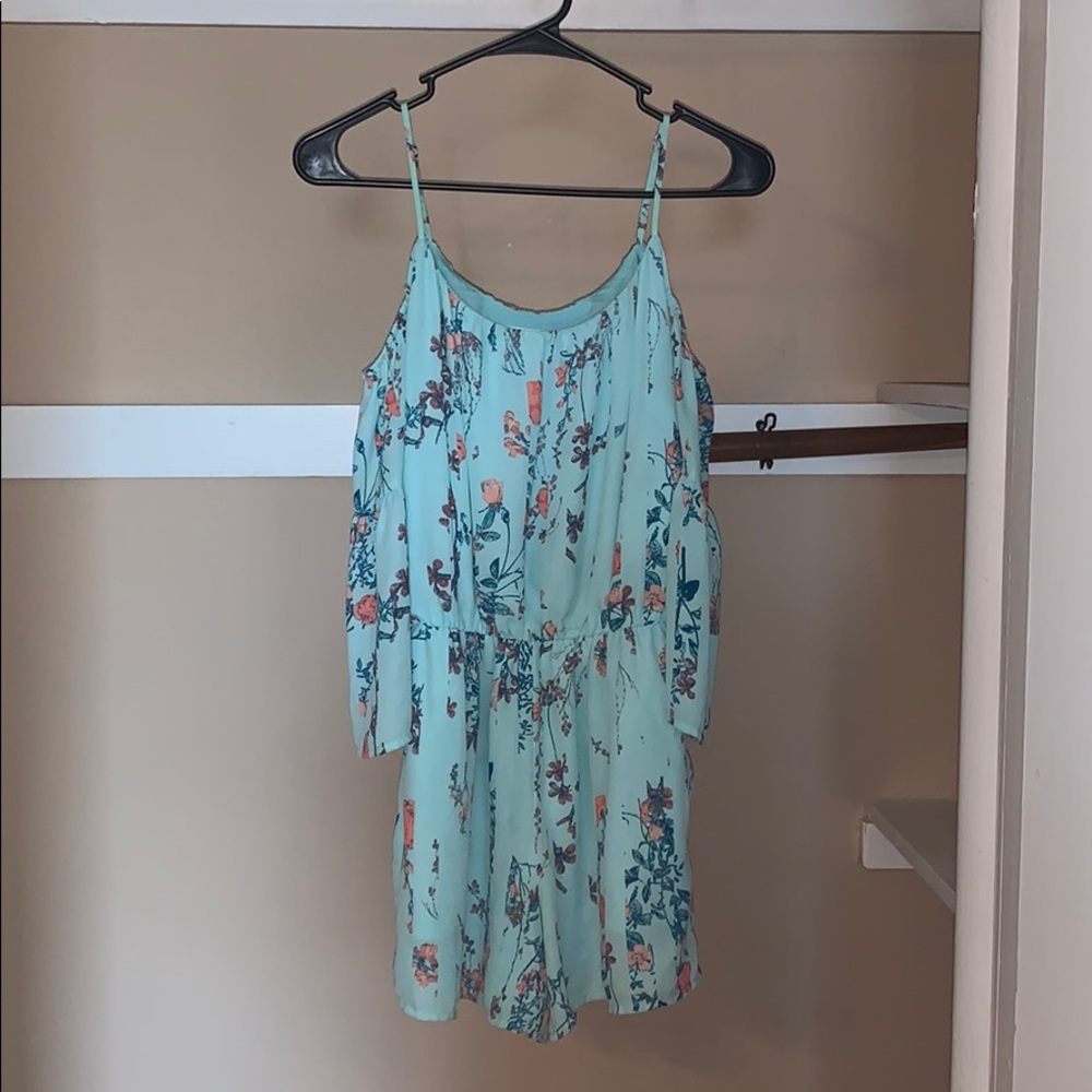Cute Cut our shoulder Romper